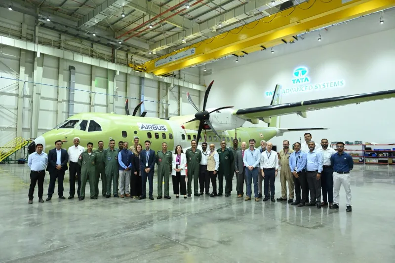Listo para pruebas de vuelo el primer C-295 ensamblado en India en planta Tata-Airbus