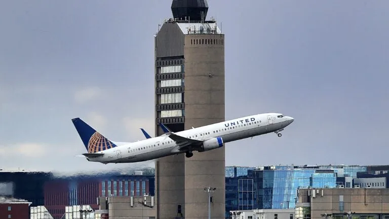 Logan Airport recibirá fondos para renovar áreas de juego familiares