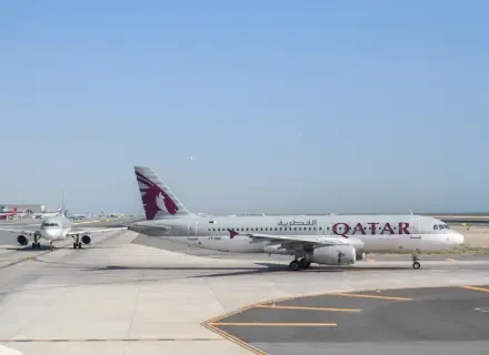 Qatar Airways reporta resultados sólidos pese a desafíos geopolíticos en Medio Oriente
