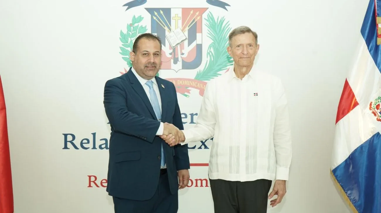 República Dominicana y Trinidad y Tobago acuerdan ampliar vuelos y conexiones aéreas bilaterales
