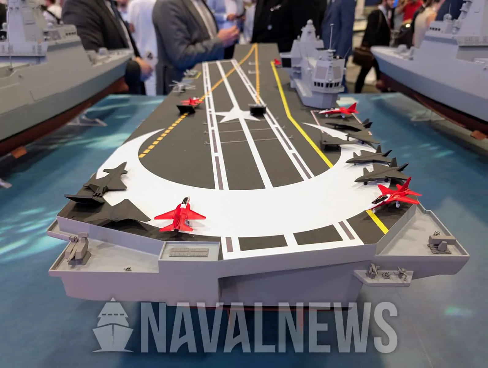 Turquía avanza en la variante naval del avión HÜRJET para operar en portaaviones