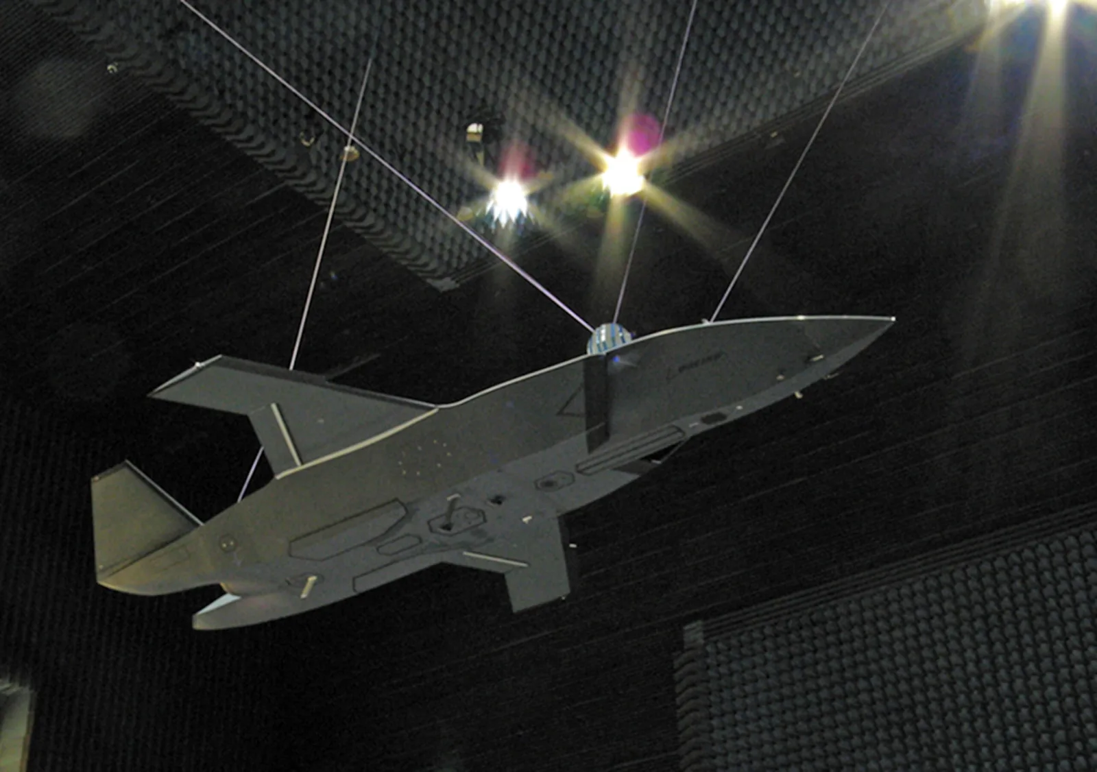 Boeing confirma capacidad furtiva del dron colaborativo MQ-28 en pruebas radar