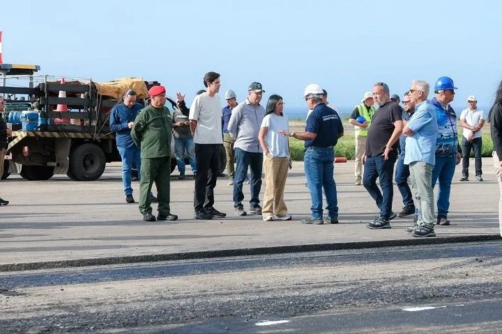 Plan para usar pista alterna en Maiquetía busca reactivar vuelos tras daños por sismo