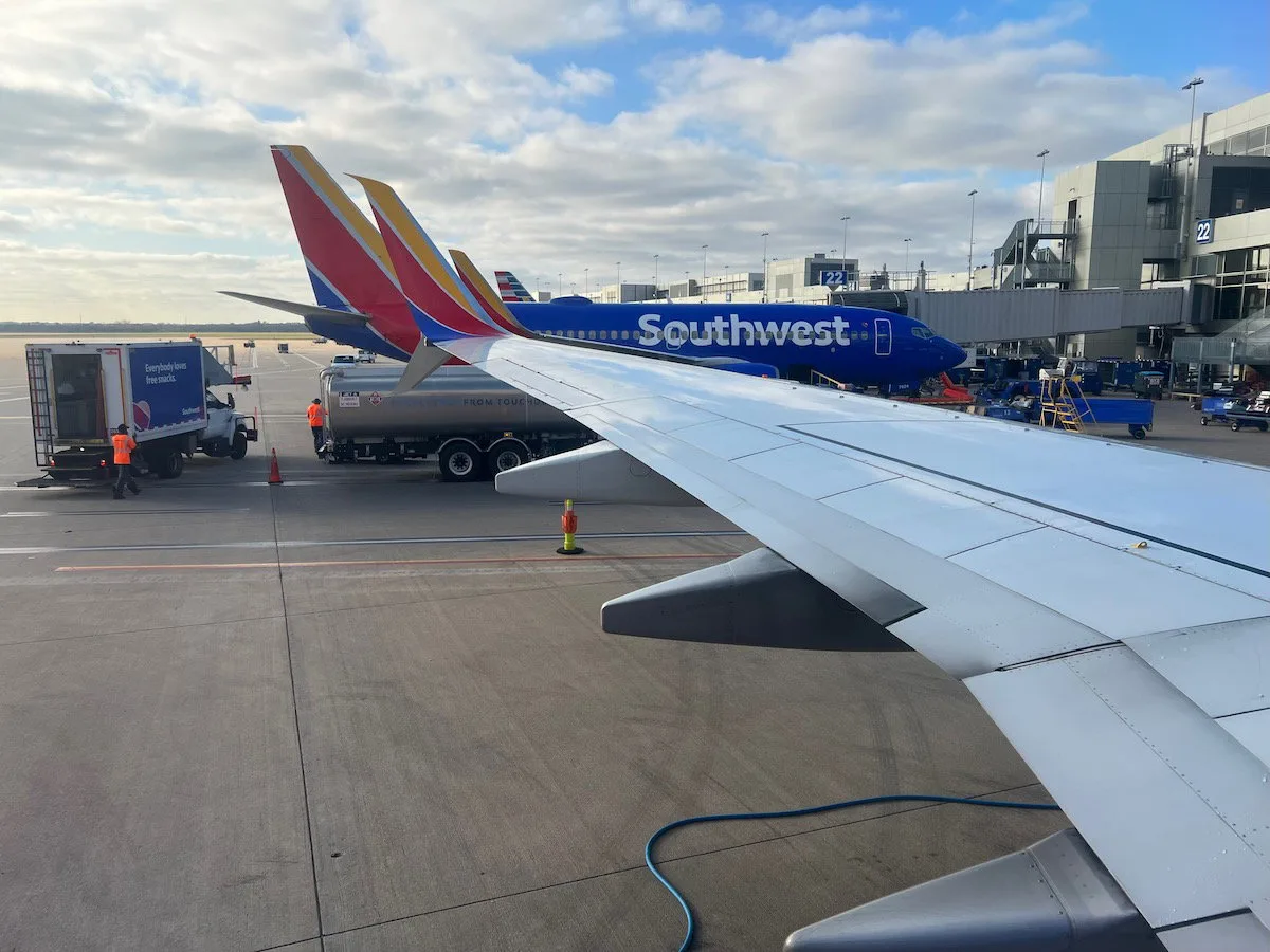 Tensión entre controladores y pilotos en San Diego por retrasos en la pista